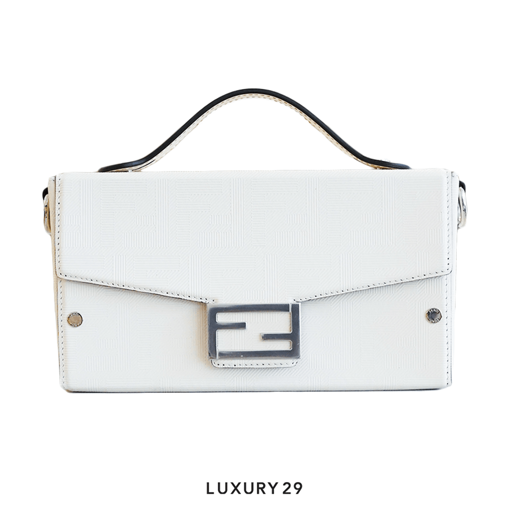 【FENDI】Soft Trunk Baguette Nano ★関税送料込み Fendi Soft Trunk Baguette Phone Pouch